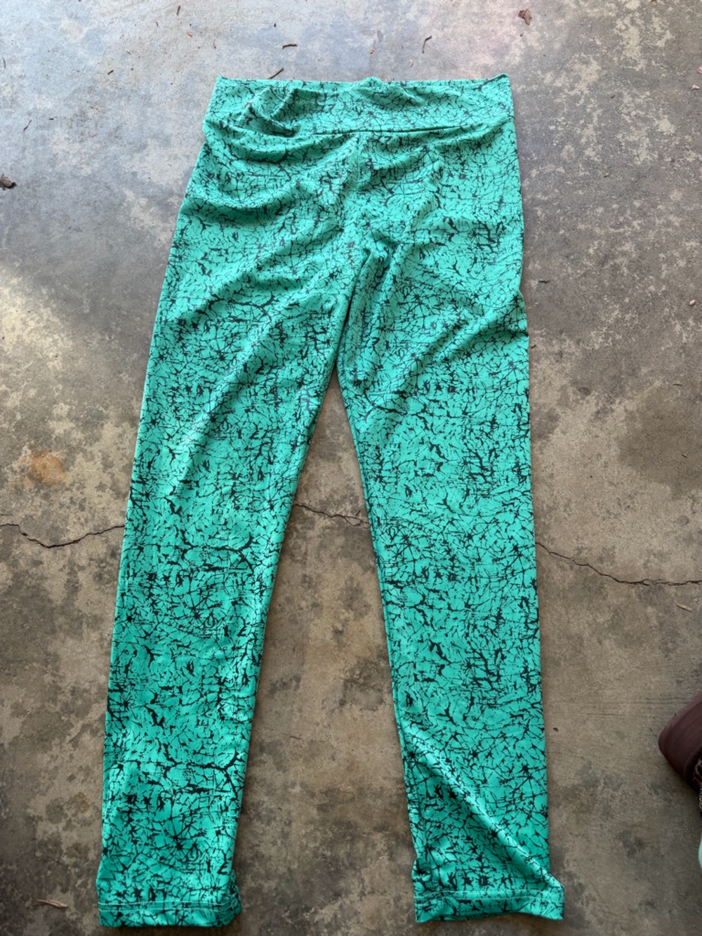 Crazy Train Teal Leggings with Black Marble Print